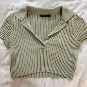 Brandy Melville Cropped Collared Tee